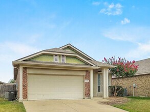 9716 Minton Dr in Fort Worth, TX - Building Photo - Building Photo