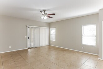 12857 W Apodaca Dr in Litchfield Park, AZ - Building Photo - Building Photo