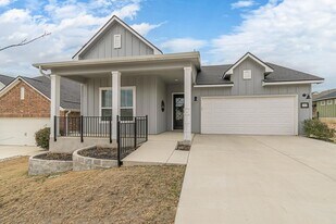 1245 Dancing Oak Ln in San Marcos, TX - Building Photo