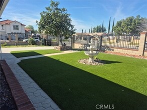 6781 Jacaranda Ave in Fontana, CA - Building Photo - Building Photo