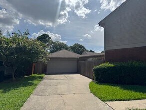 16903 River Willow Dr in Spring, TX - Building Photo - Building Photo