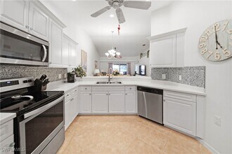 2760 Cypress Trace Cir in Naples, FL - Building Photo - Building Photo
