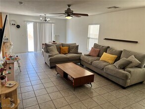 3127 Alder Grove Ct in North Las Vegas, NV - Building Photo - Building Photo