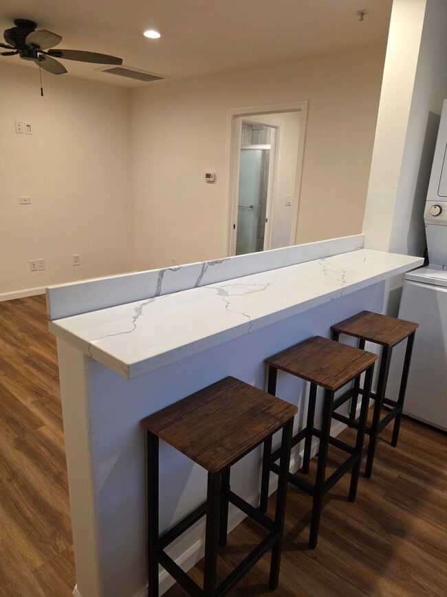 843 N Orange St, Unit 845 in Orange, CA - Building Photo - Building Photo