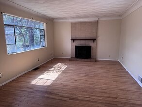 433 Valverde Dr SE in Albuquerque, NM - Building Photo - Building Photo