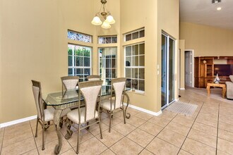 3748 Kent Dr in Naples, FL - Building Photo - Building Photo