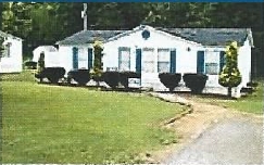 Payne Creek Village Mobile Home Park in Russellville, AL - Foto de edificio