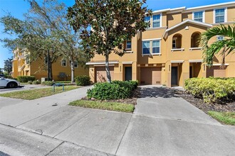 8923 White Sage Loop in Lakewood Ranch, FL - Building Photo - Building Photo