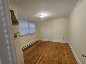 1212 N Church St in Salisbury, NC - Foto de edificio - Building Photo
