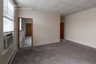 1325 W Porter St in Philadelphia, PA - Building Photo - Building Photo