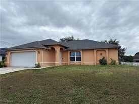 3509 8th St SW in Lehigh Acres, FL - Building Photo