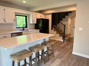 460 NE 200th Rd in Knob Noster, MO - Building Photo - Building Photo