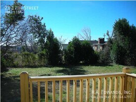 23 17th St in Tuscaloosa, AL - Building Photo