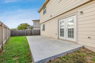 11532 Ashbrook Dr in Manchaca, TX - Building Photo - Building Photo