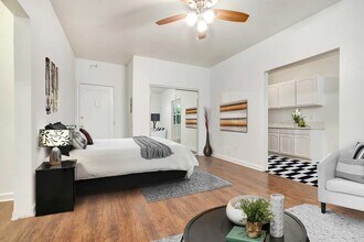 Mariposa Manor Apartments in Los Angeles, CA - Foto de edificio - Building Photo