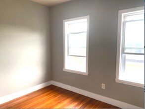 15 Sturtevant Ave in Norwood, MA - Building Photo - Building Photo