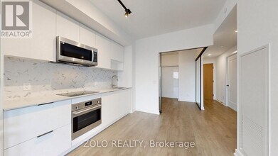 5 Defries St in Toronto, ON - Building Photo - Building Photo