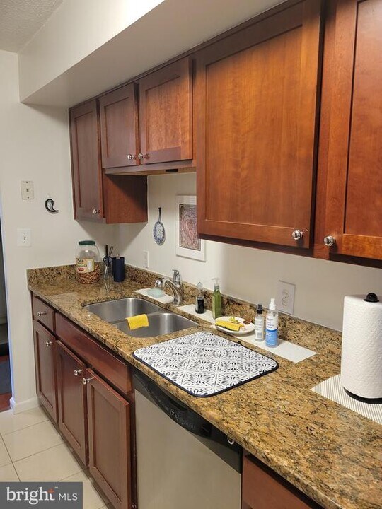 2230 George C Marshall Dr in Falls Church, VA - Building Photo