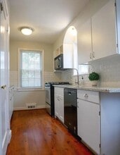 9509 Garwood St in Silver Spring, MD - Foto de edificio - Building Photo