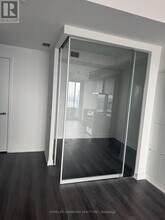 448 Burnhamthorpe Rd W in Mississauga, ON - Building Photo - Building Photo