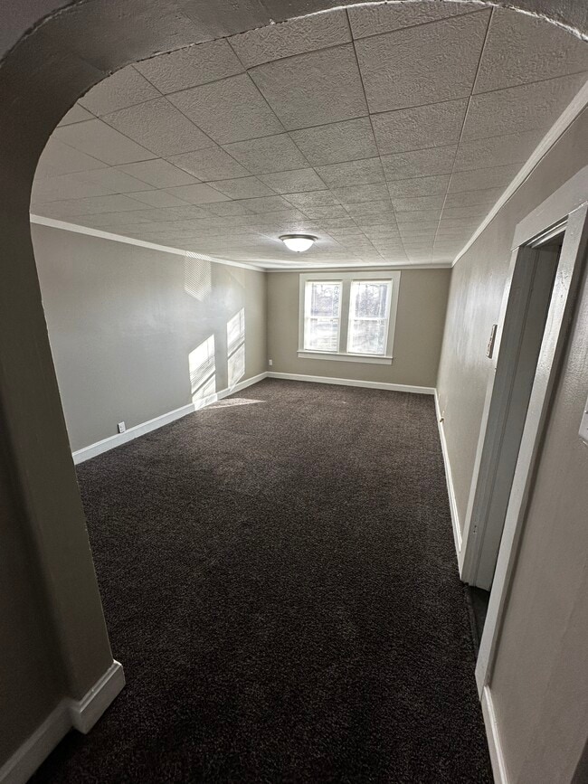 212 N Fifth St., Unit B Upstairs 1/1 in Boonville, IN - Building Photo - Building Photo