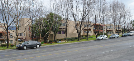 Canyon Terrace Apartments in San Dimas, CA - Building Photo - Building Photo