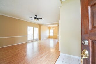 1246 Manchester Cir in Missouri City, TX - Building Photo - Building Photo