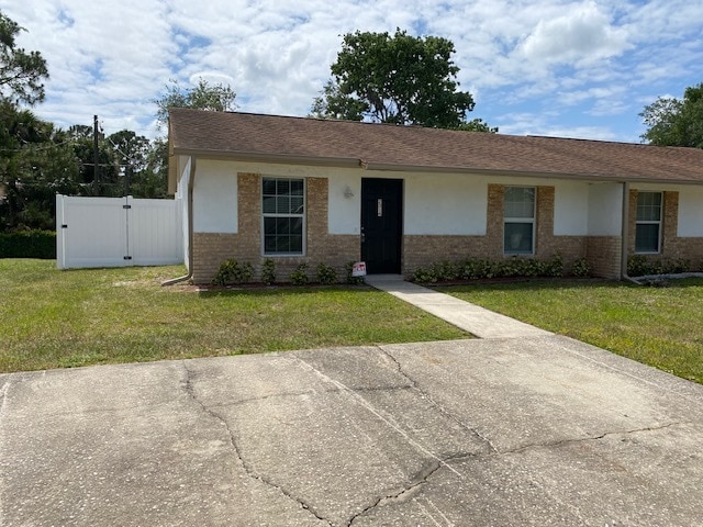 2314 Fern Palm Dr in Edgewater, FL - Building Photo - Building Photo