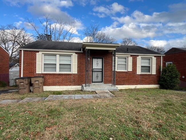 property at 3238 Panorama Dr