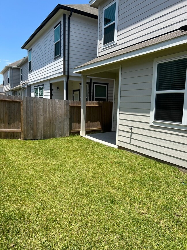 3911 Faletti Dr in Katy, TX - Building Photo - Building Photo