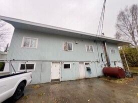 11 Bonnie Ave in Fairbanks, AK - Building Photo