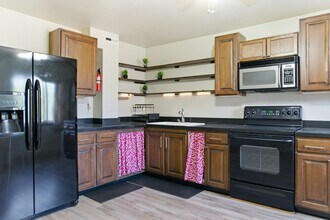 114 W 975 N in Orem, UT - Building Photo - Building Photo
