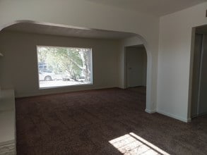 4870 Billman Ave in Las Vegas, NV - Building Photo - Building Photo