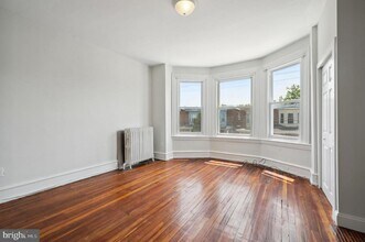 5041 Locust St in Philadelphia, PA - Building Photo - Building Photo