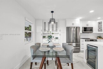 3042 Harwood D in Deerfield Beach, FL - Building Photo - Building Photo