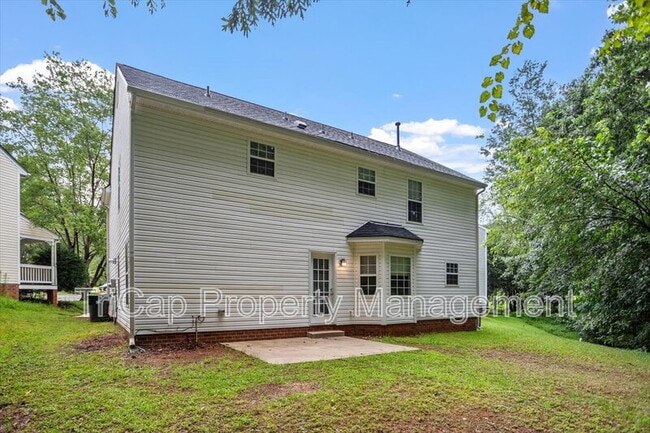 120 Arbor Glen Ct in Holly Springs, NC - Building Photo - Building Photo