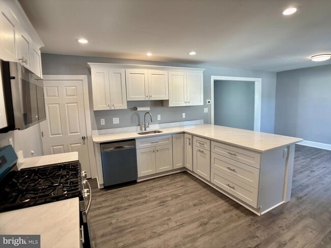 1107 Cinnaminson Ave in Cinnaminson, NJ - Building Photo - Building Photo