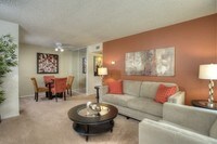Building Photo - Lincoln Place Apartamentos in Sacramento, California