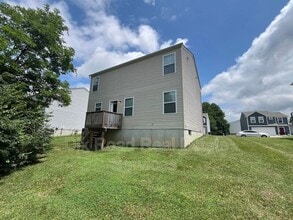 403 McEwing Dr in Cincinnati, OH - Building Photo - Building Photo