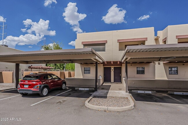 property at 1028 S Ash Ave