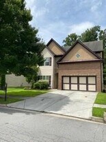 1339 Avalon Creek Rd in Sugar Hill, GA - Building Photo