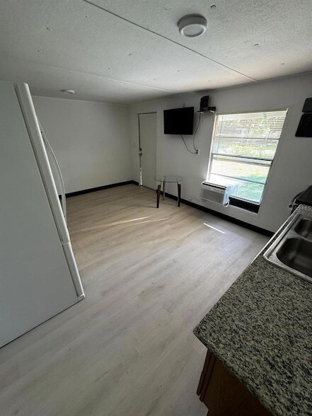 15482 Mapletree Dr in Punta Gorda, FL - Foto de edificio - Building Photo