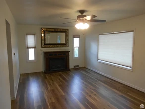 860 N 800 W in West Bountiful, UT - Foto de edificio - Building Photo