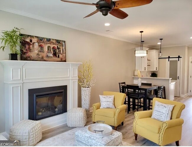 property at 319 S Madison Ave
