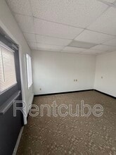 1820 Radford Rd in Dubuque, IA - Building Photo - Building Photo