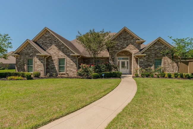 313 Winding Brook Dr