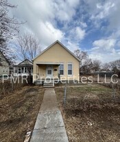 2100 Ohio St in Omaha, NE - Building Photo