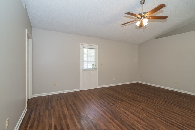3032 Twin Oak Dr S in Middleburg, FL - Building Photo - Building Photo