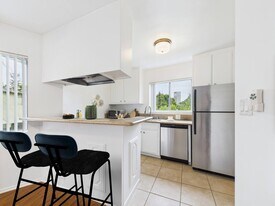 Veteran in Los Angeles, CA - Building Photo