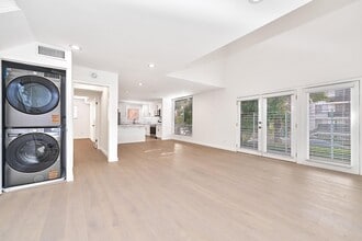 843 4th St in Santa Monica, CA - Building Photo - Building Photo